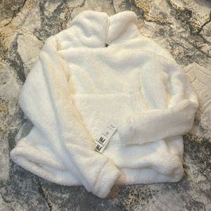 White cozy Women’s sweater